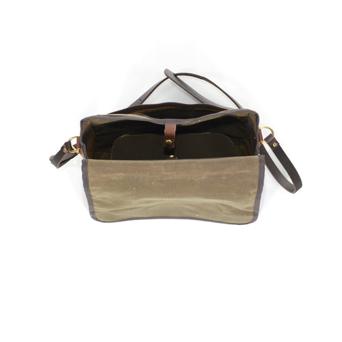 Manitou Shoulder Bag