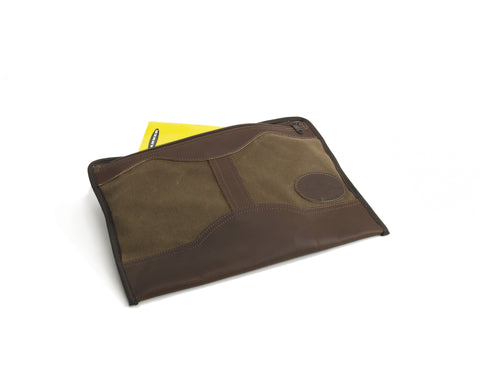 Materials sourced within the USA, handcrafted in Duluth MN, and made by Frost River Trading Co.