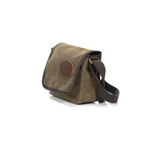 Crafted with our high quality waxed canvas makes this bag highly water resistant.