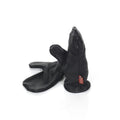 Choppers are mittens with no liners, but are many times worn with separate mitten liners for extra warmth.