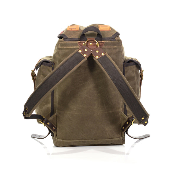 The heavy duty padded shoulder straps are attached with premium leather, stitching, and rivets to ensure a secure attachment.