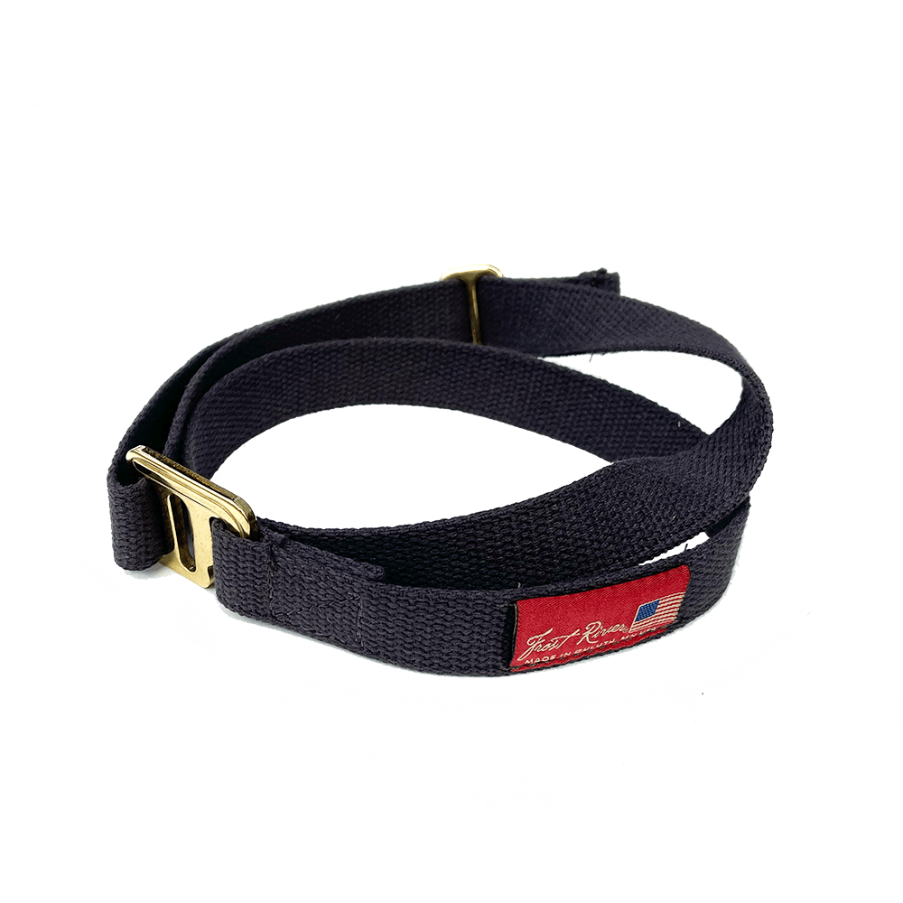 Made with solid brass and durable webbed cotton.